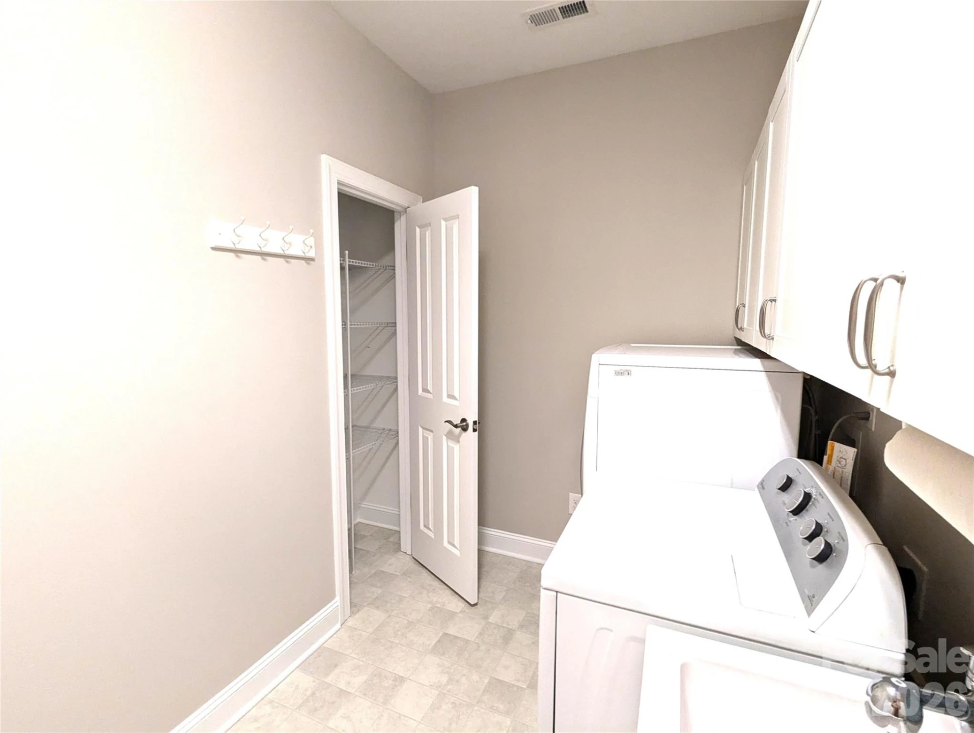 1151 Avalon Place - Photo 28