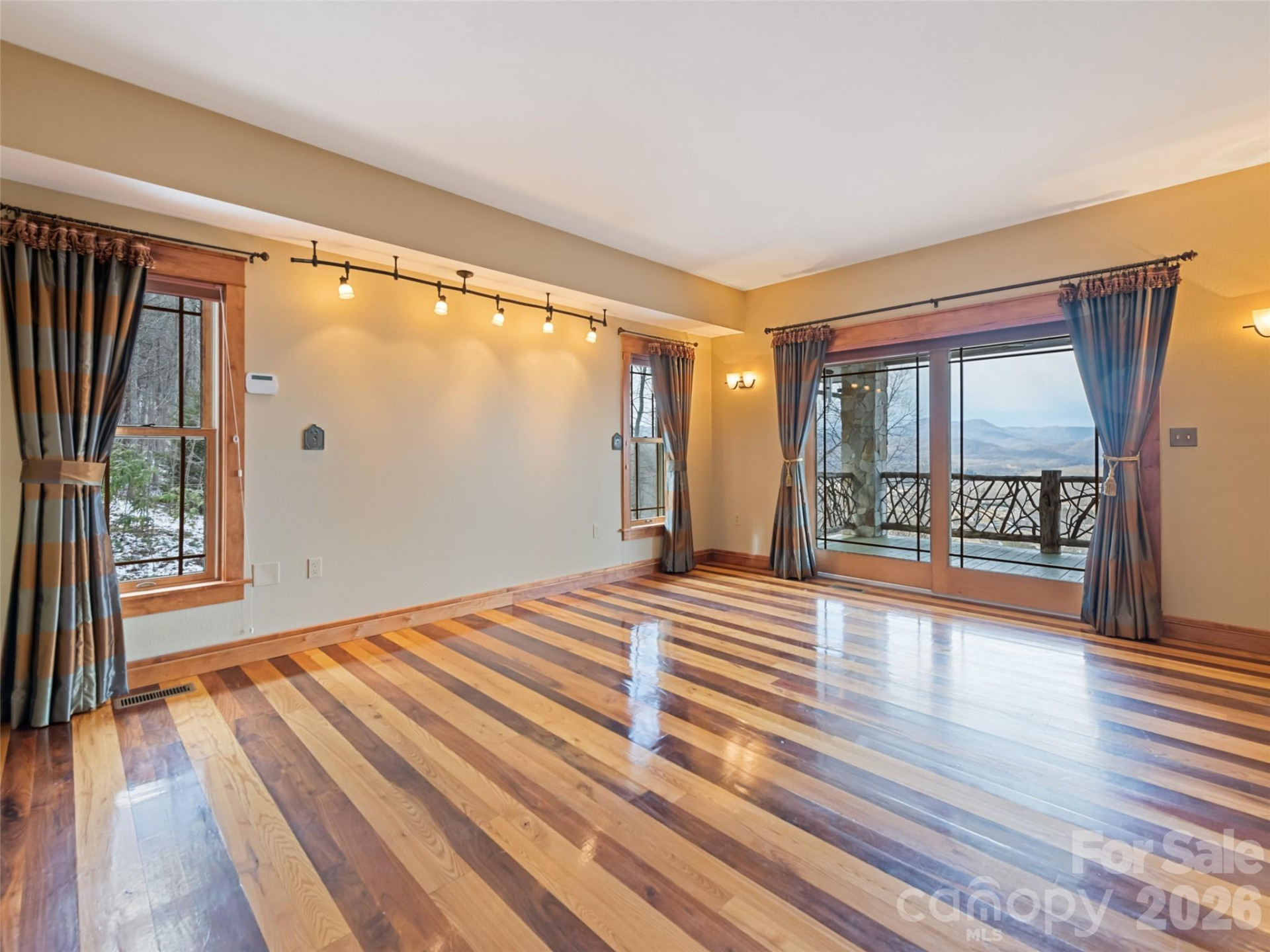 579 Bryson Heights - Photo 28