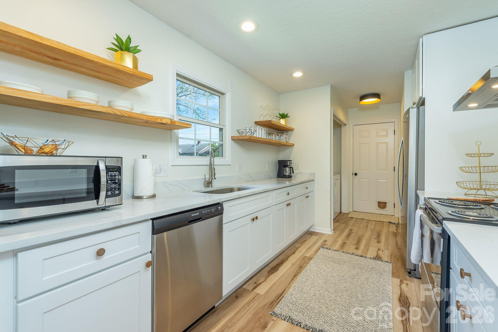 18 Garrison Road - Photo 4