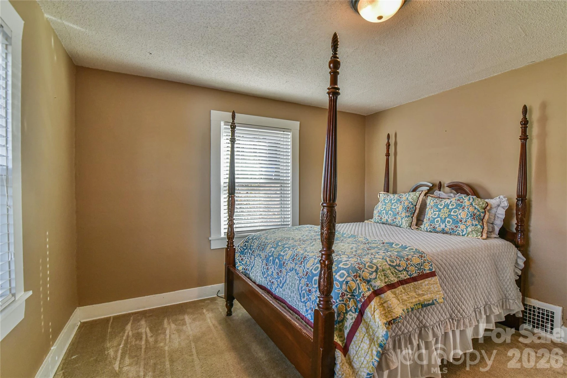 37 Buchanan Place - Photo 14