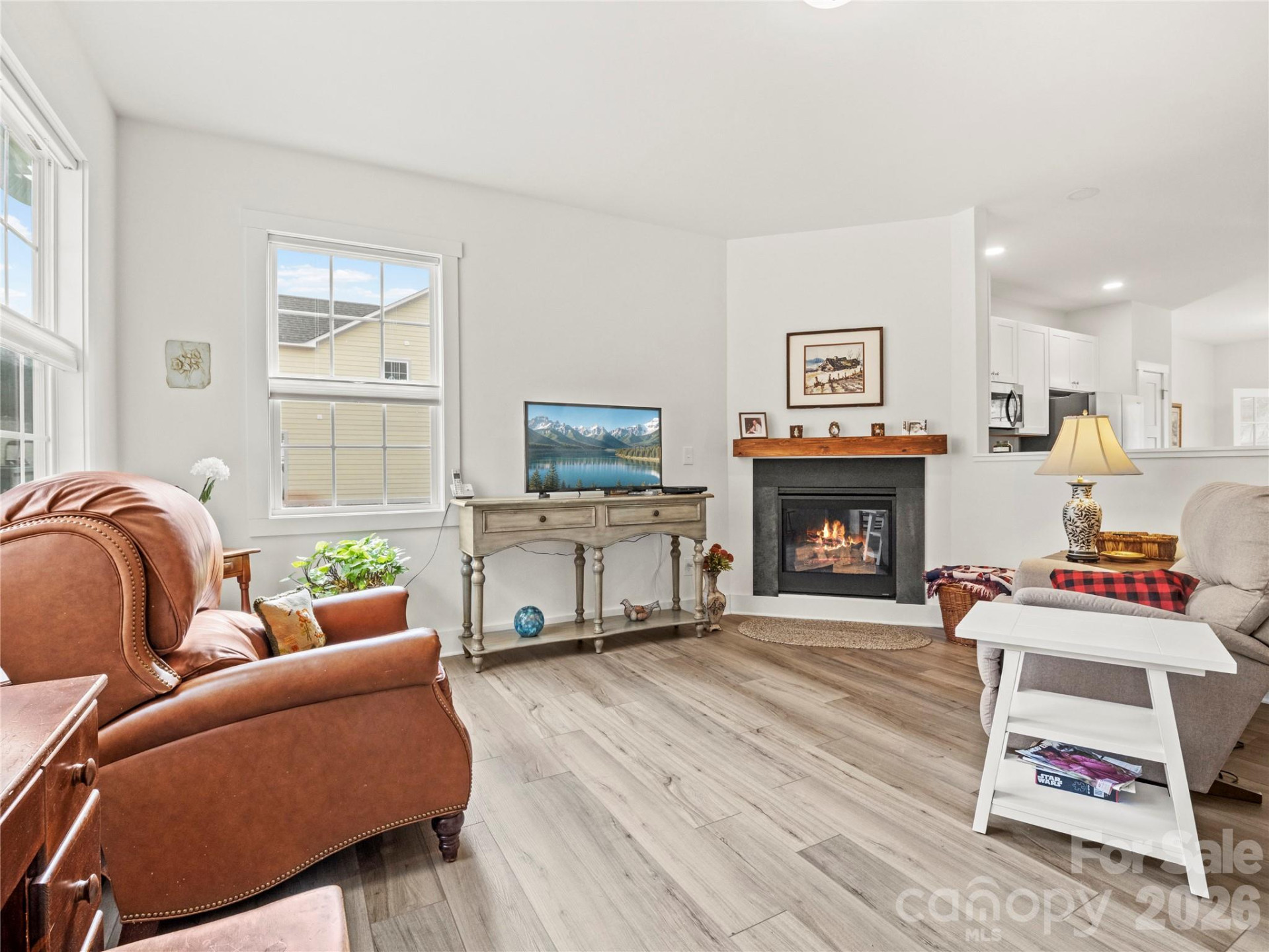 244 Slade Lane - Photo 2