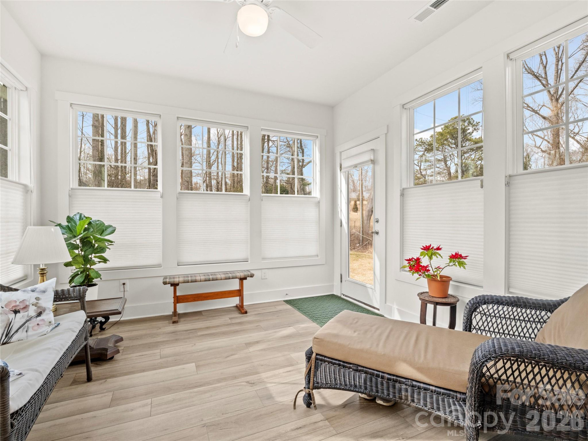 244 Slade Lane - Photo 9