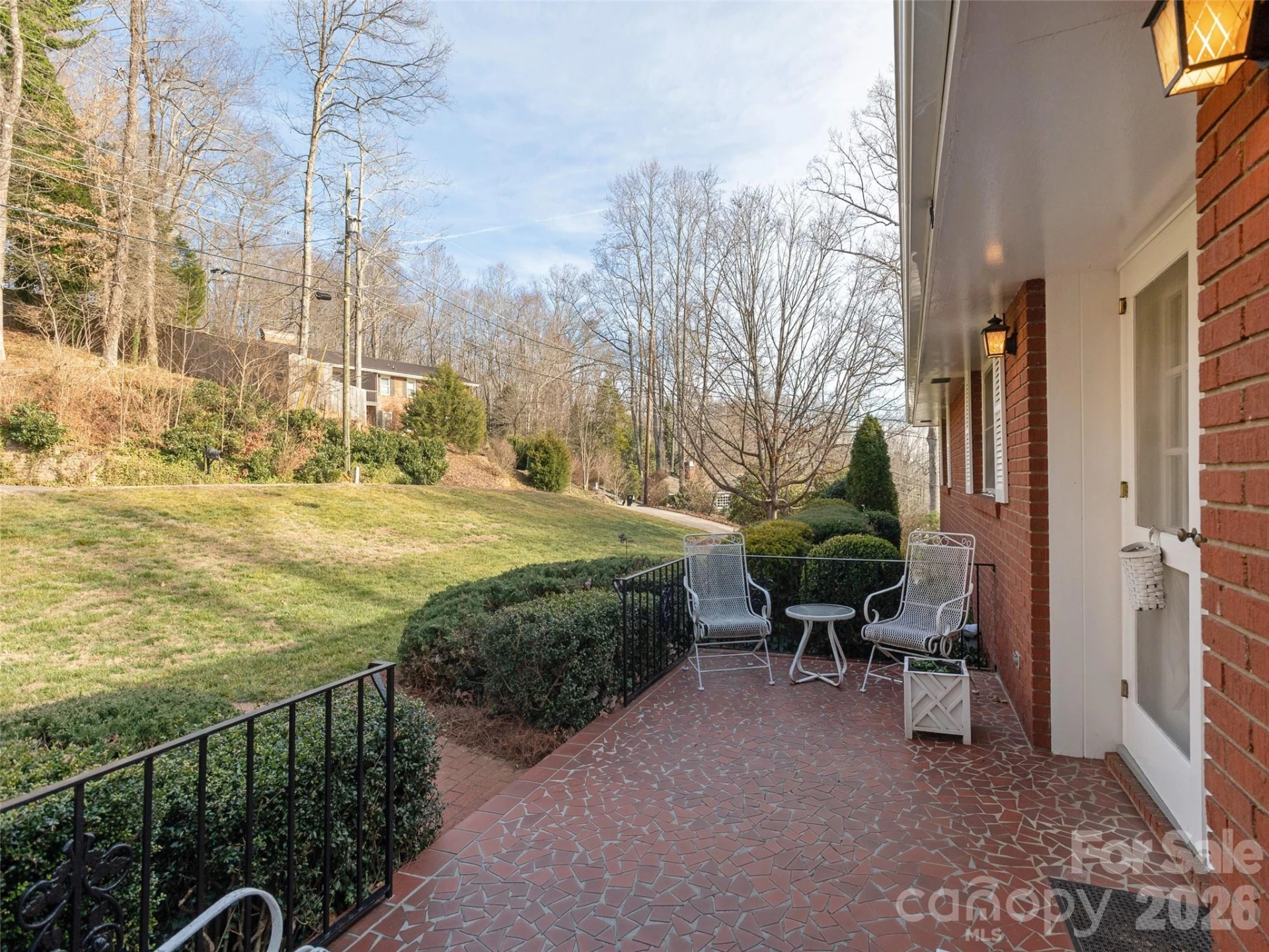 28 Westridge Drive - Photo 4