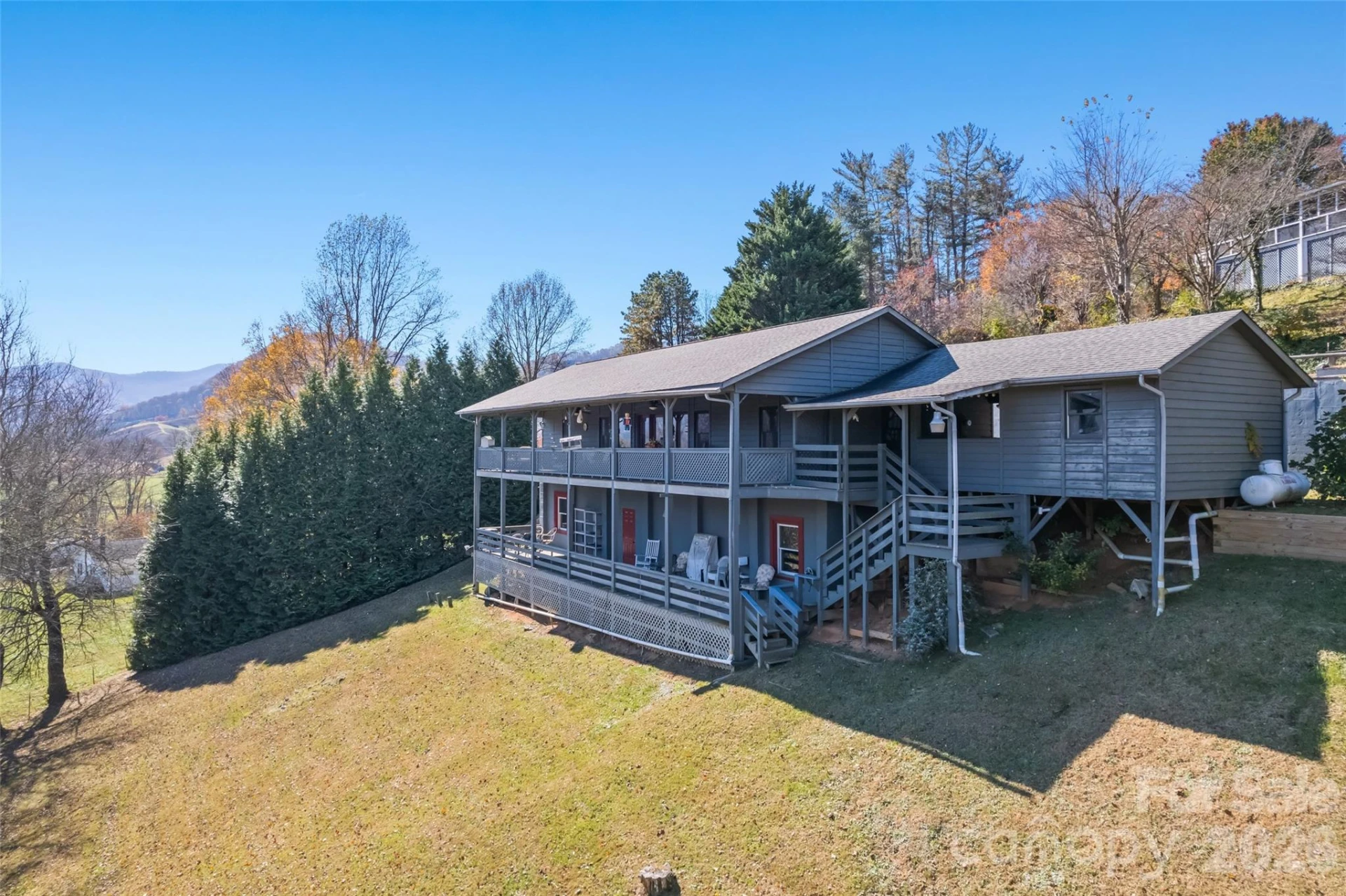443 Cedarwood Drive - Photo 2