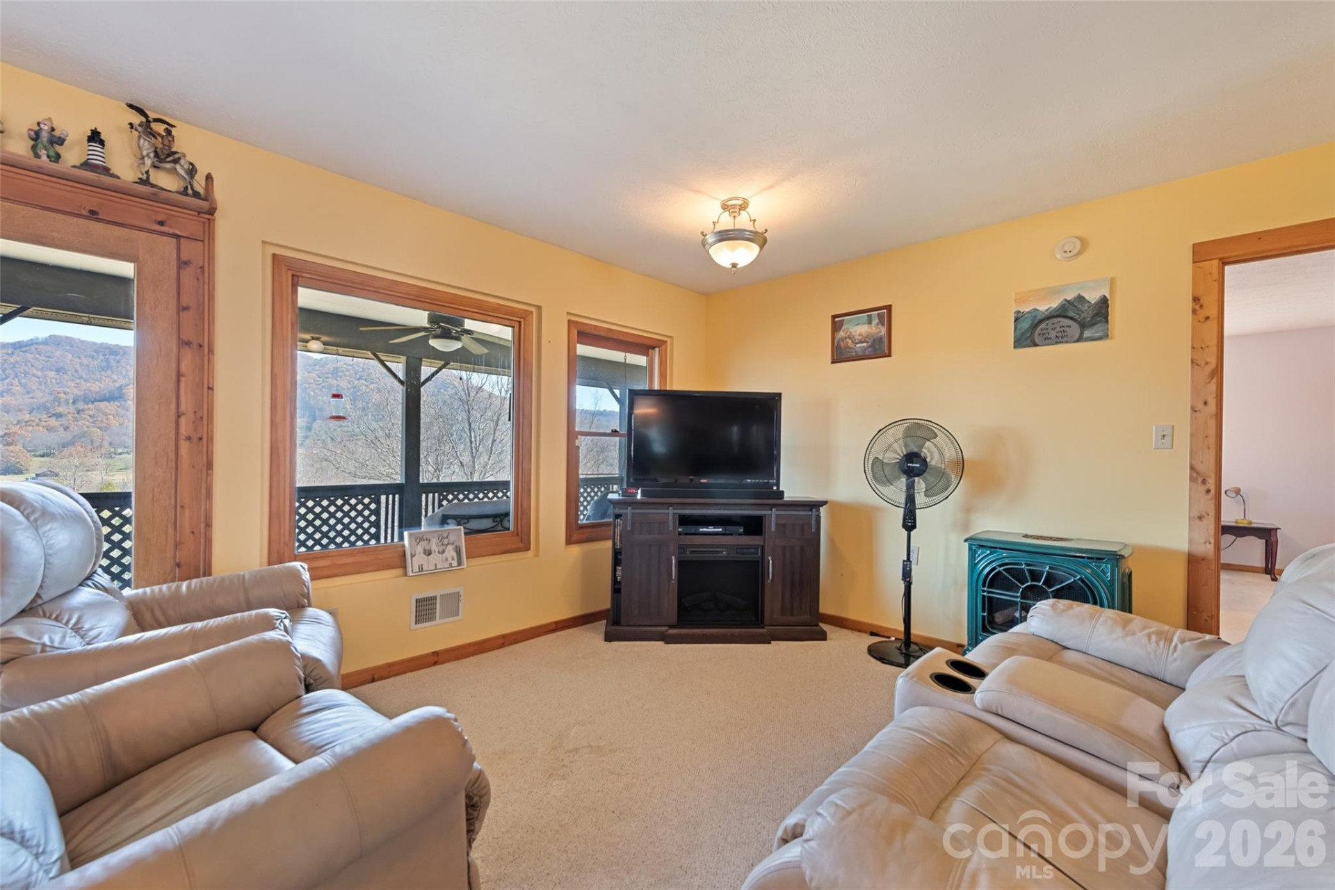443 Cedarwood Drive - Photo 6