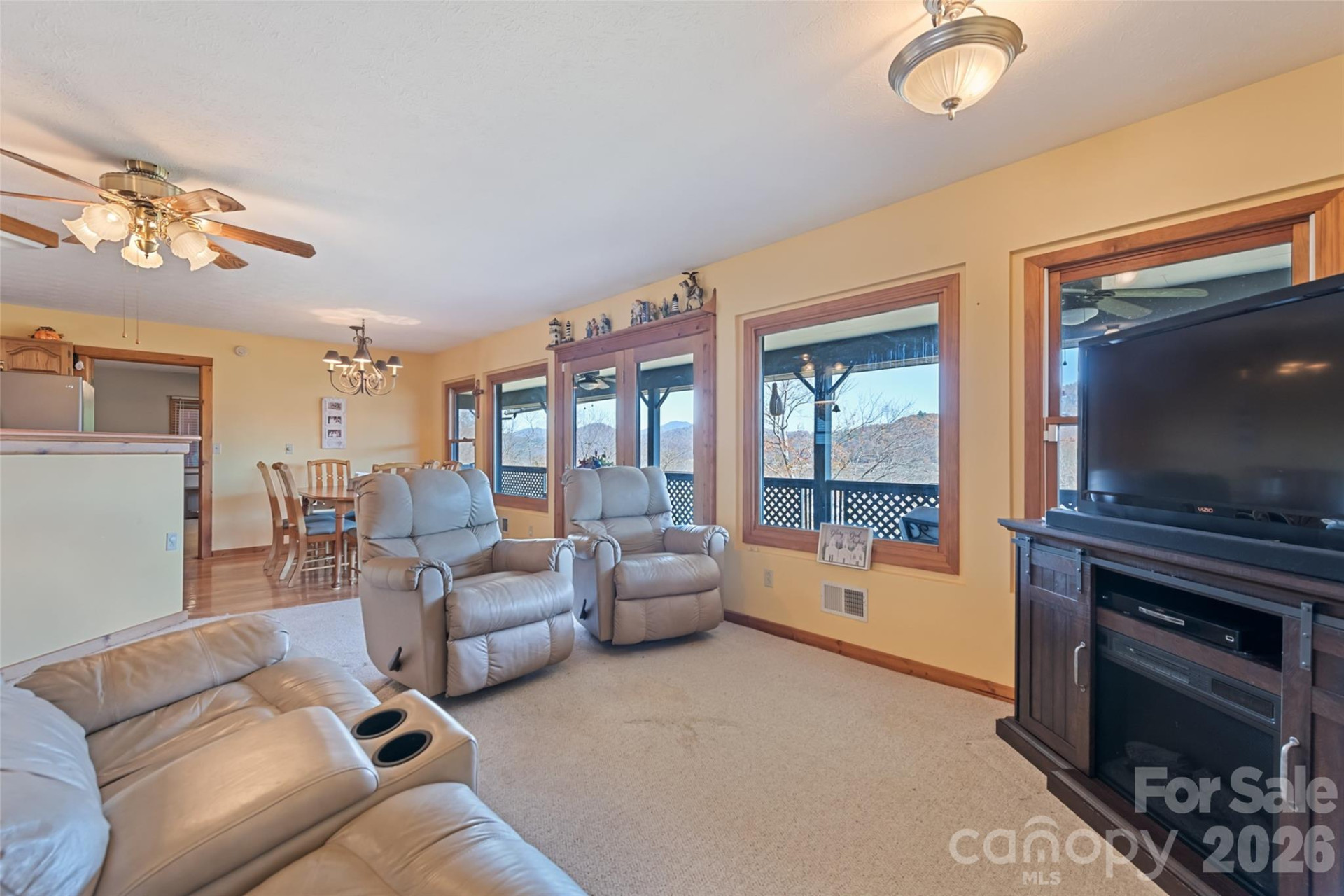 443 Cedarwood Drive - Photo 9