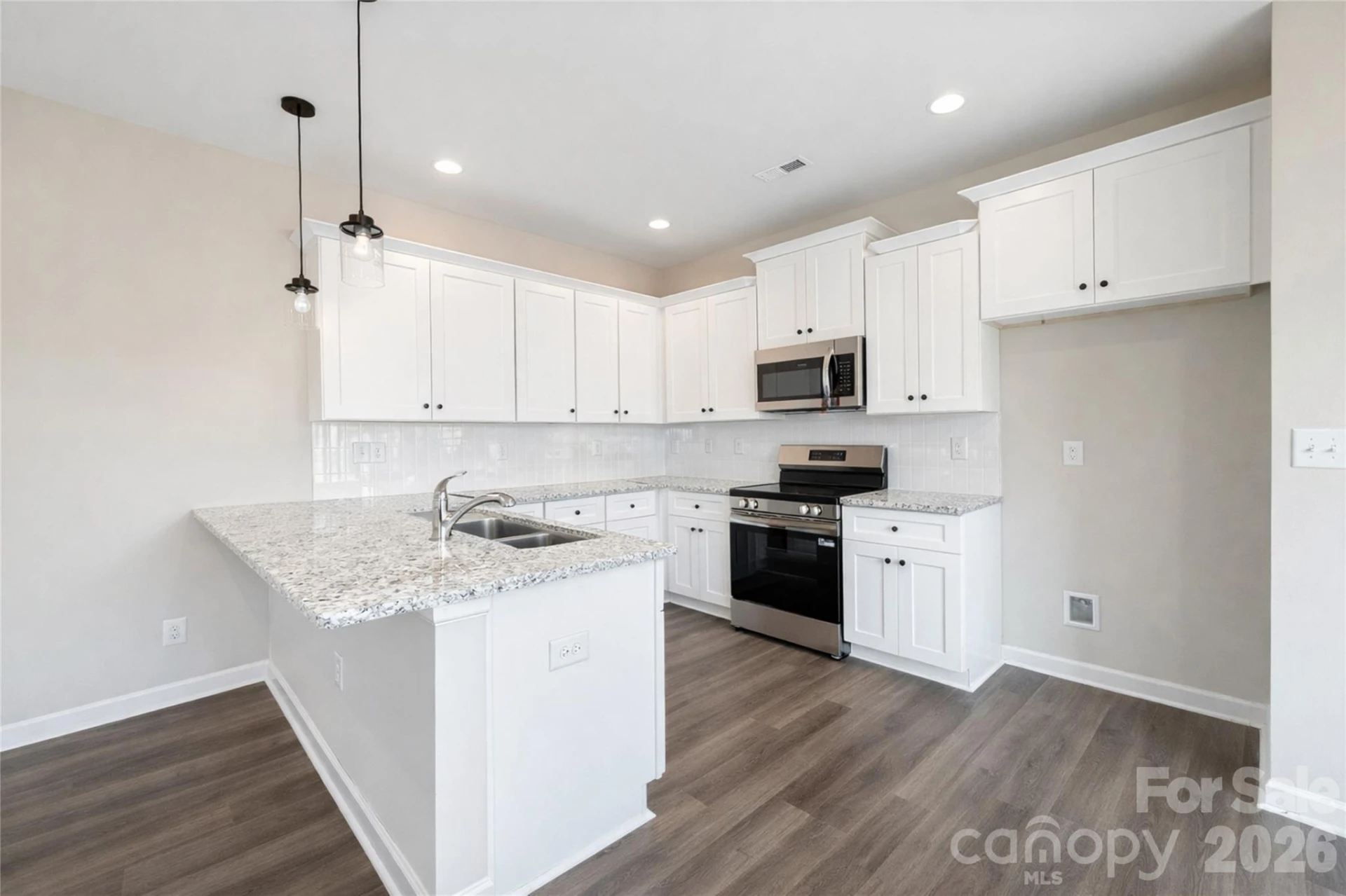 203 Roxanna Court - Photo 3