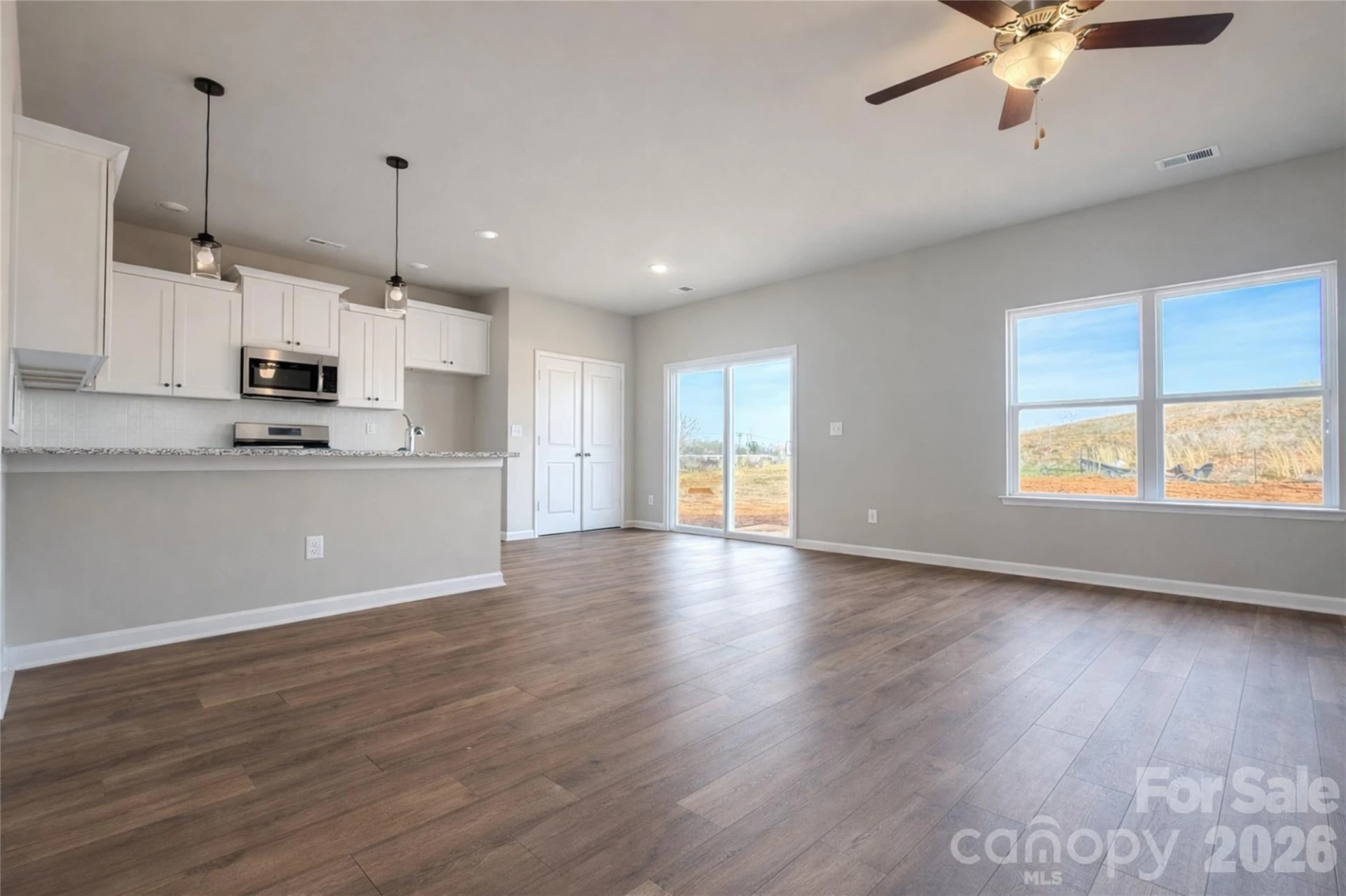 203 Roxanna Court - Photo 4