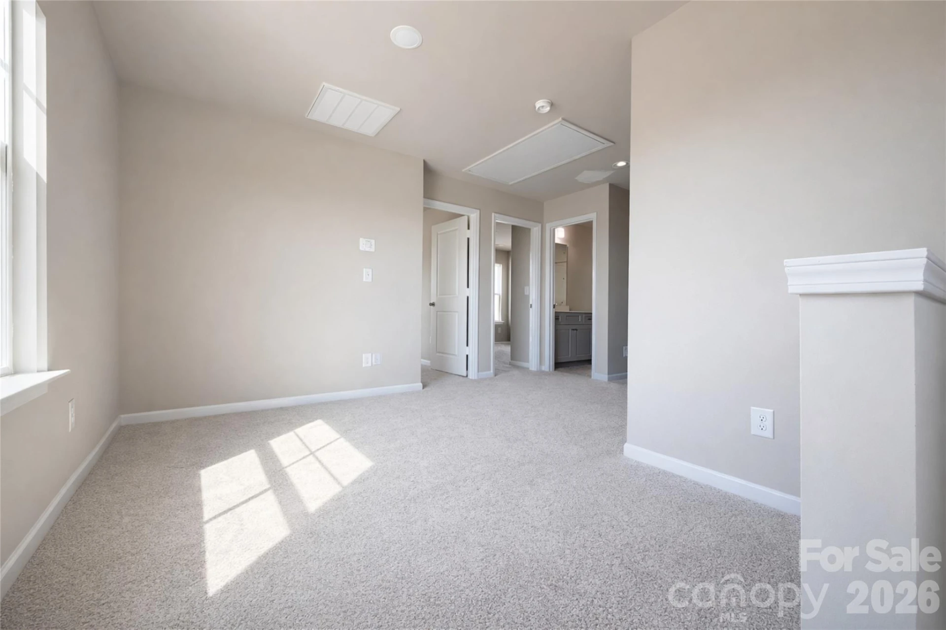 203 Roxanna Court - Photo 10