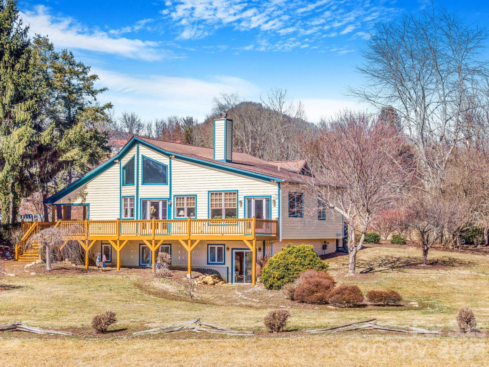 22 Mountain Spring Lane - Photo 2