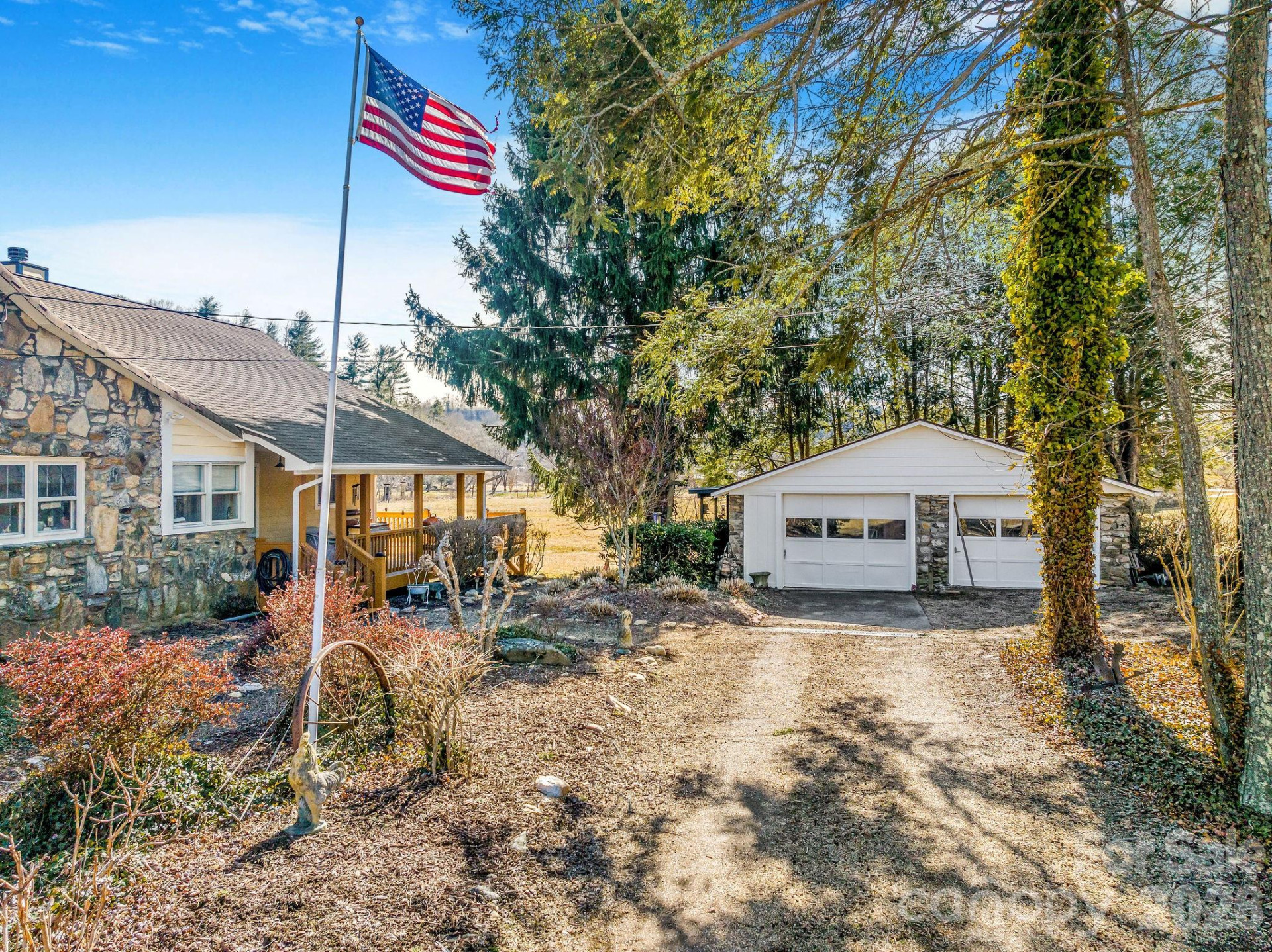 22 Mountain Spring Lane - Photo 8