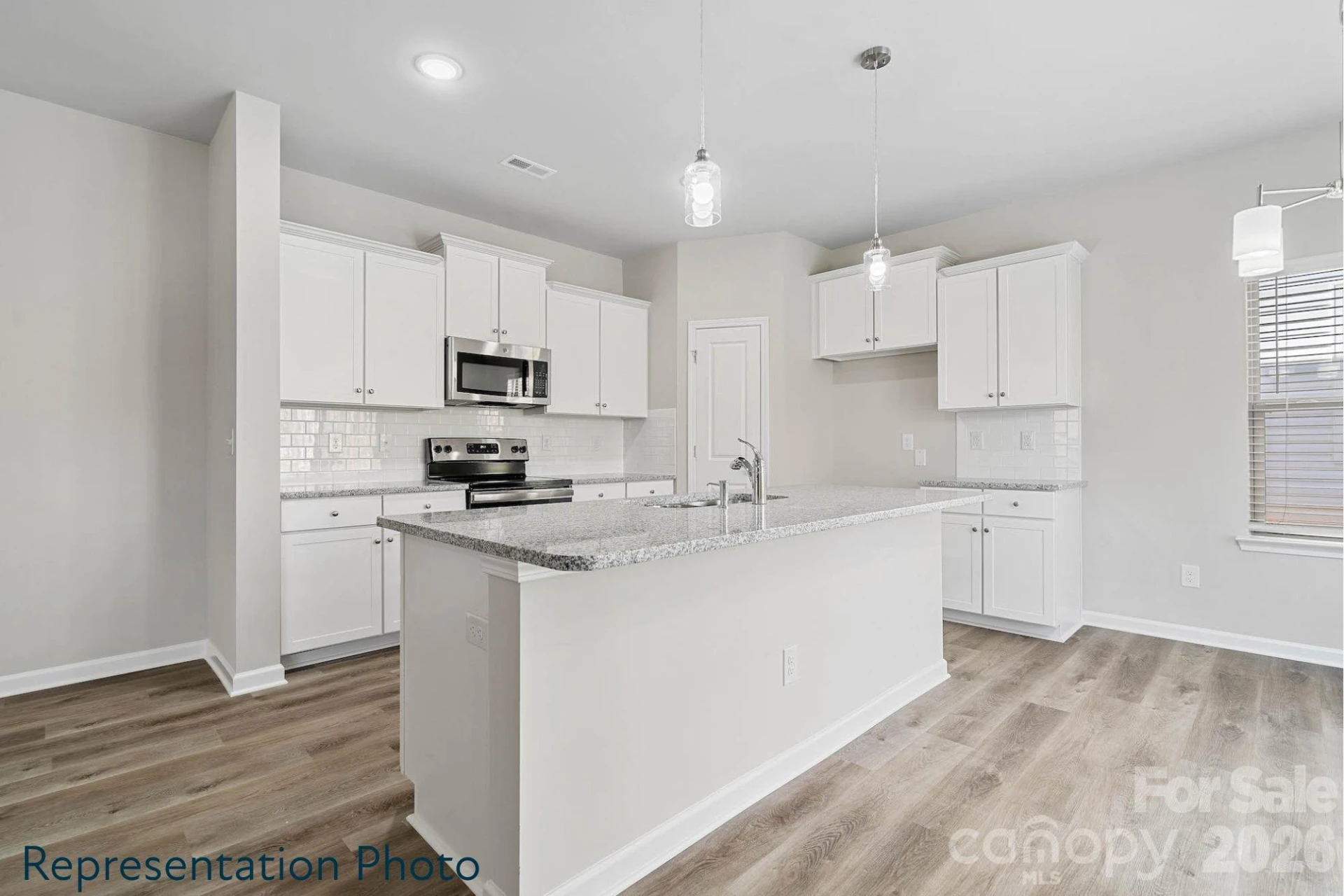 208 Roxanna Court - Photo 4