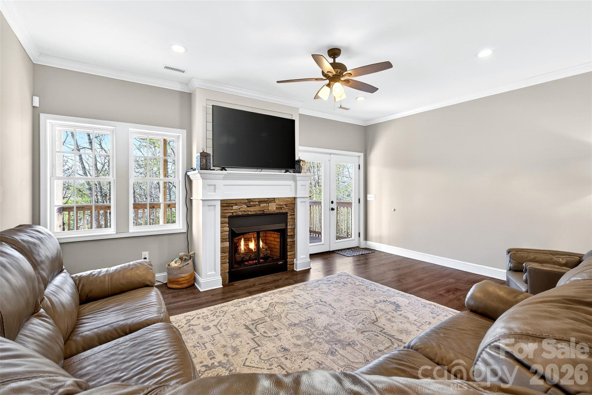 111 Wipprecht Drive - Photo 4