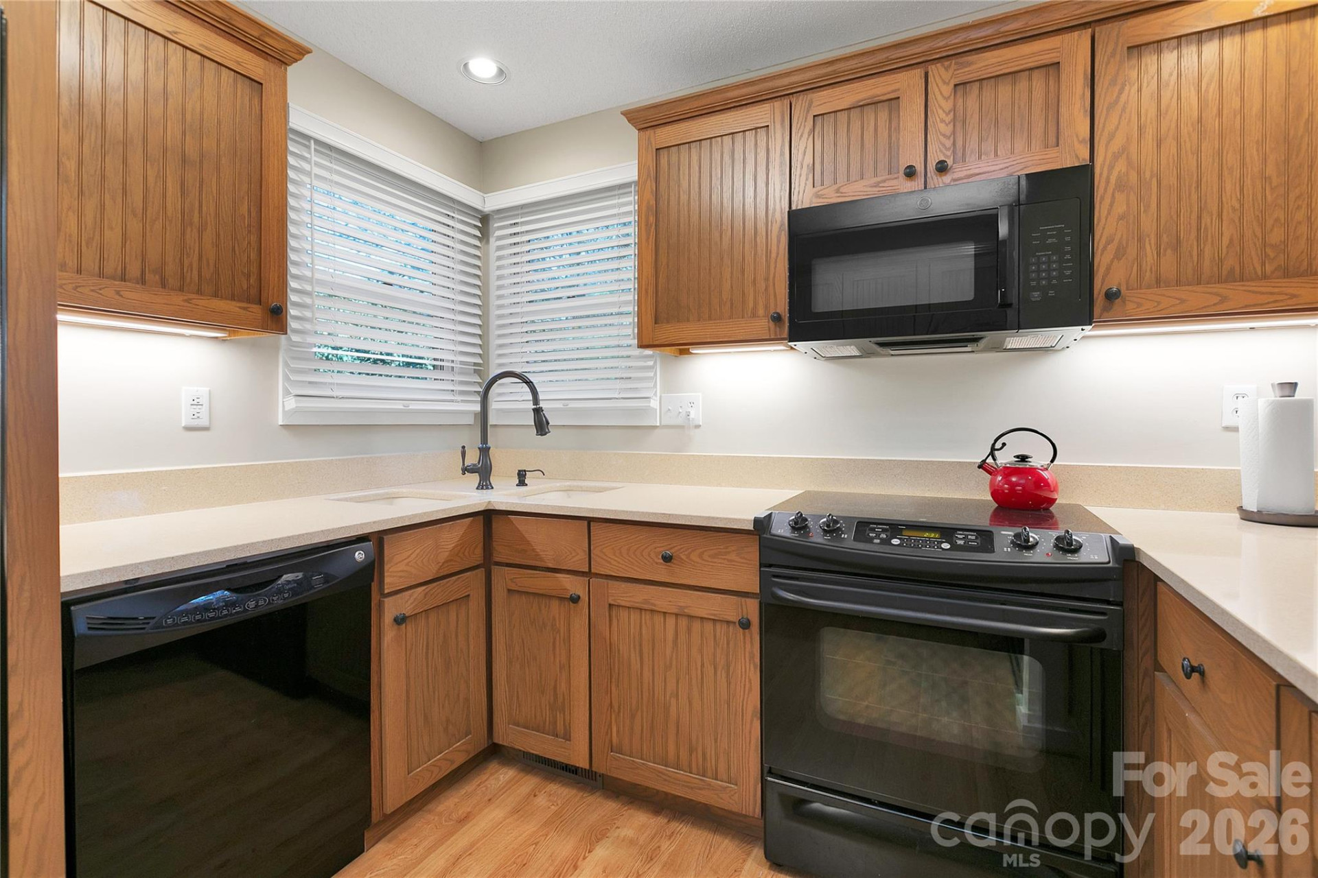 150 Racquet Club Villas Drive - Photo 18