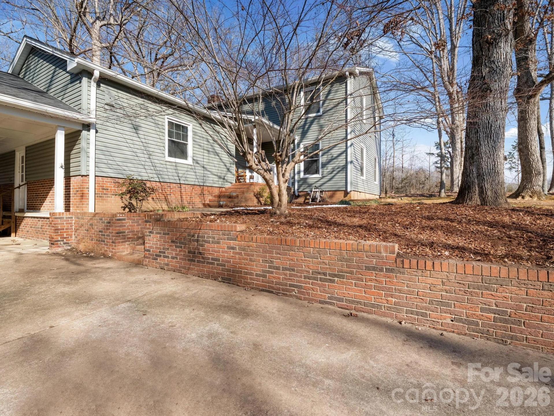 1409 Thea Drive - Photo 4