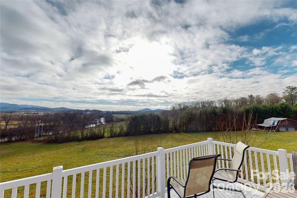 598 Miles View Road - Photo 20