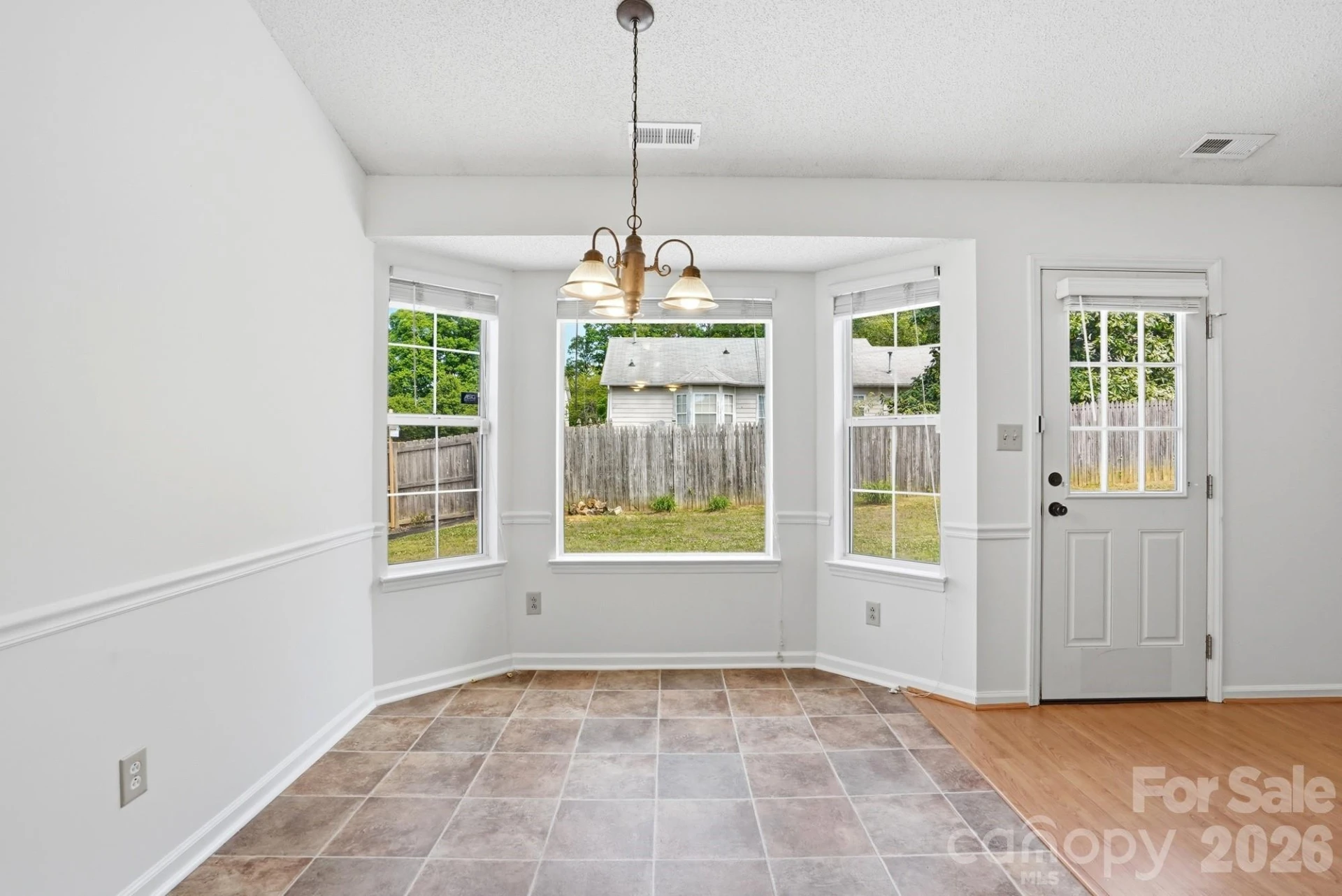 5908 Heathrow Court - Photo 12