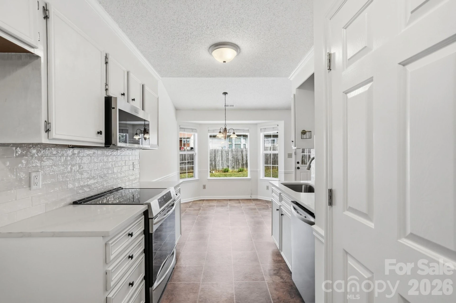 5908 Heathrow Court - Photo 17