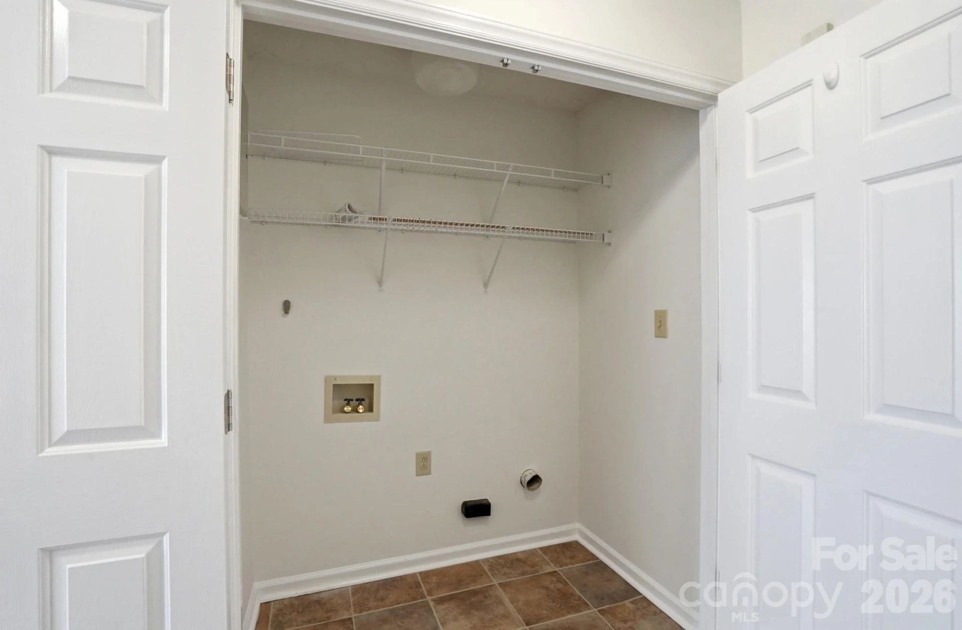 5908 Heathrow Court - Photo 18