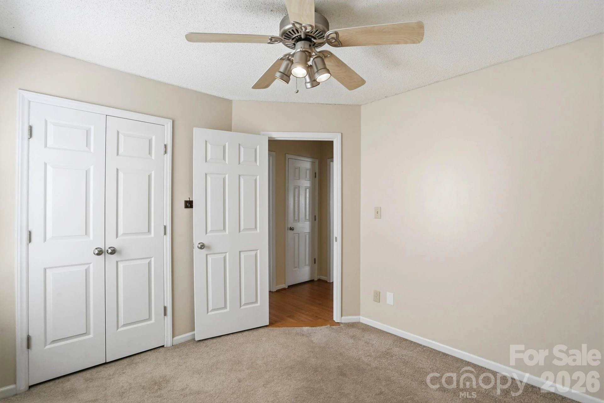 5908 Heathrow Court - Photo 27