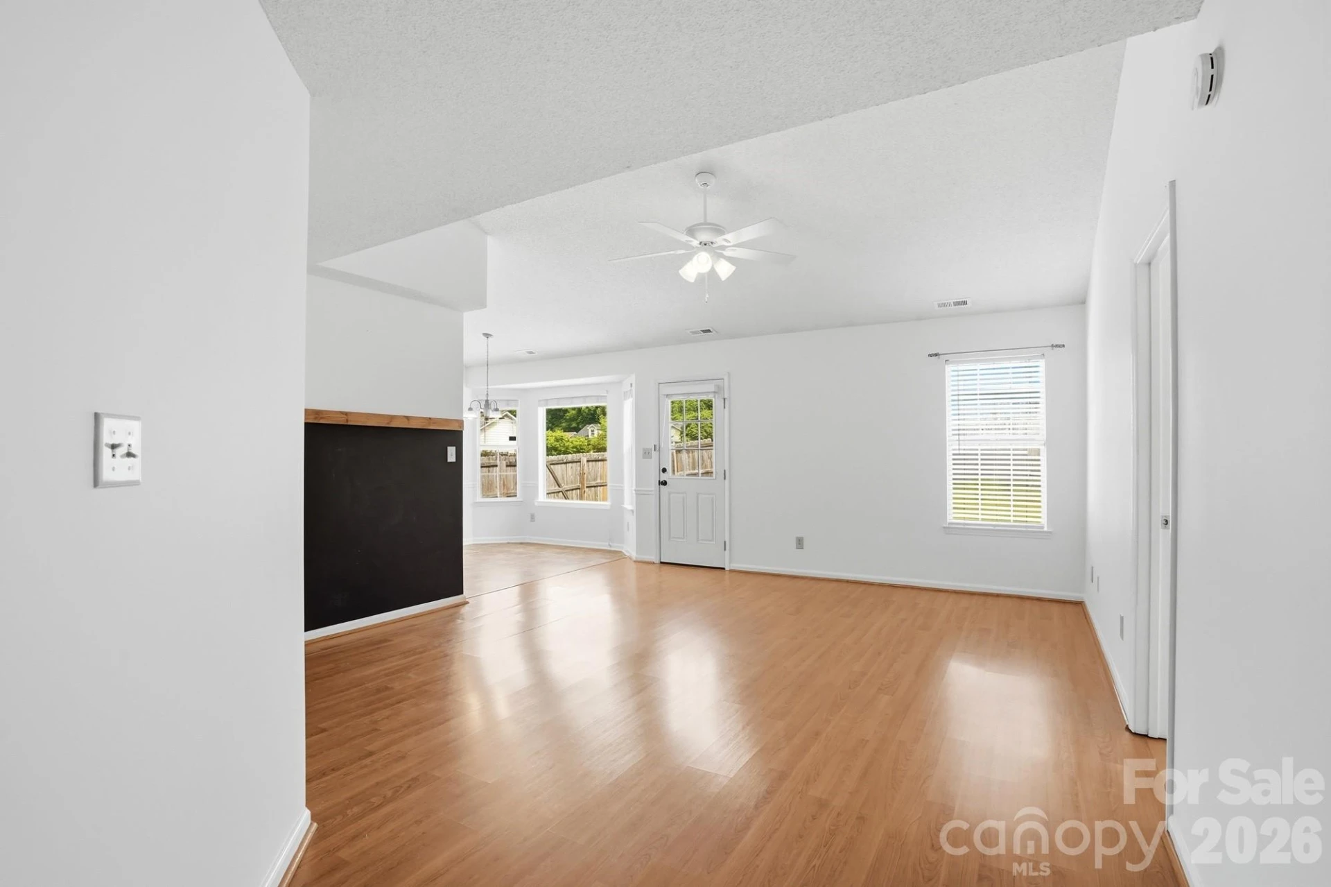 5908 Heathrow Court - Photo 6
