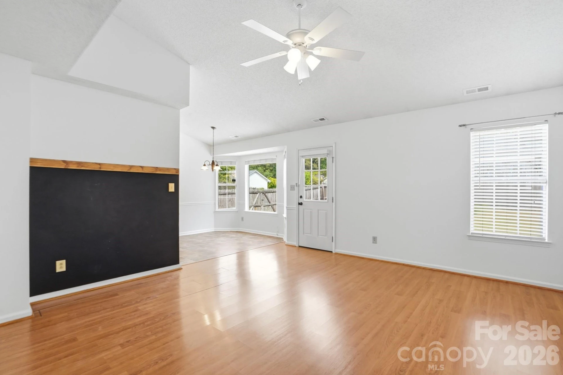 5908 Heathrow Court - Photo 8