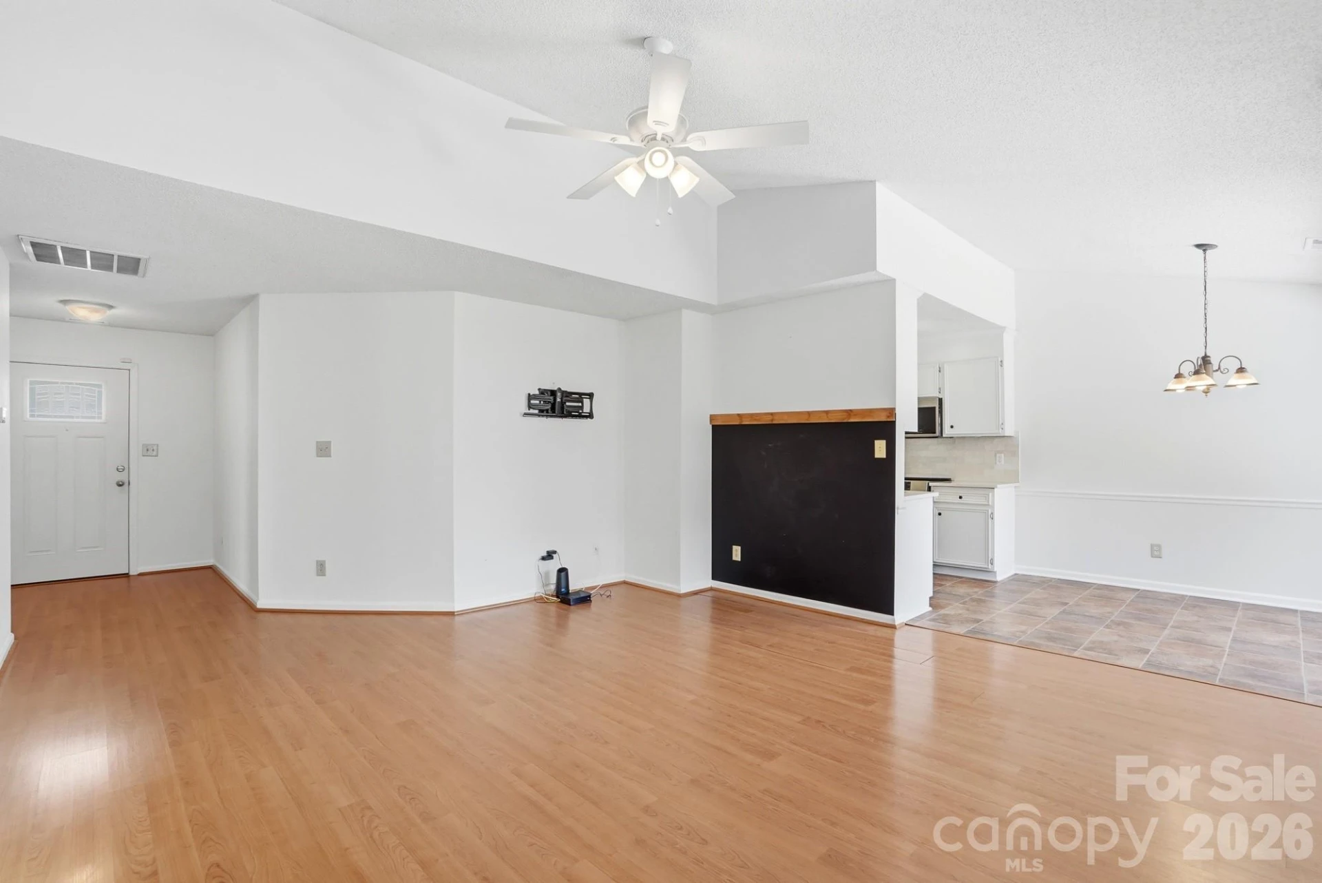 5908 Heathrow Court - Photo 9