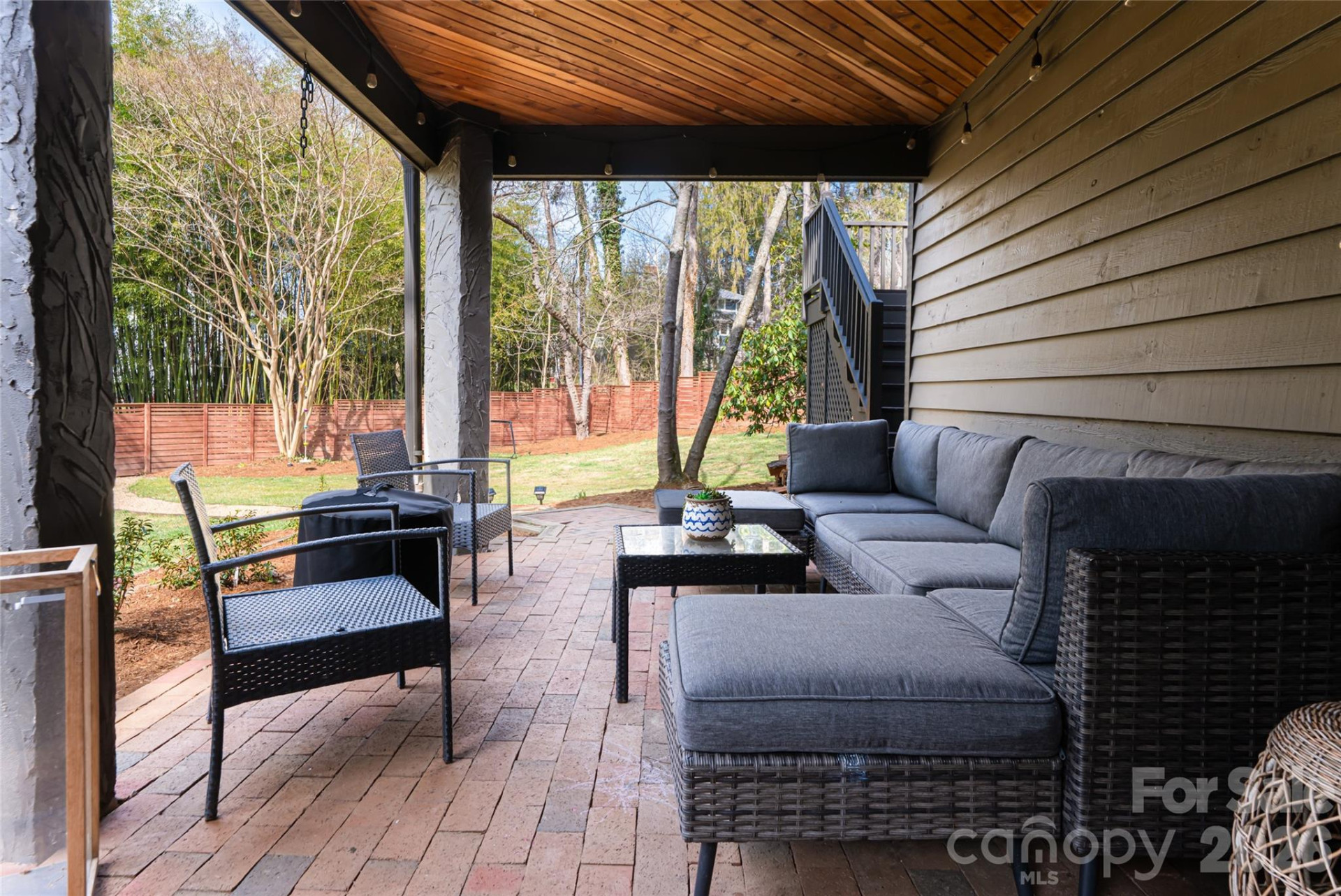 84 Macon Avenue - Photo 32