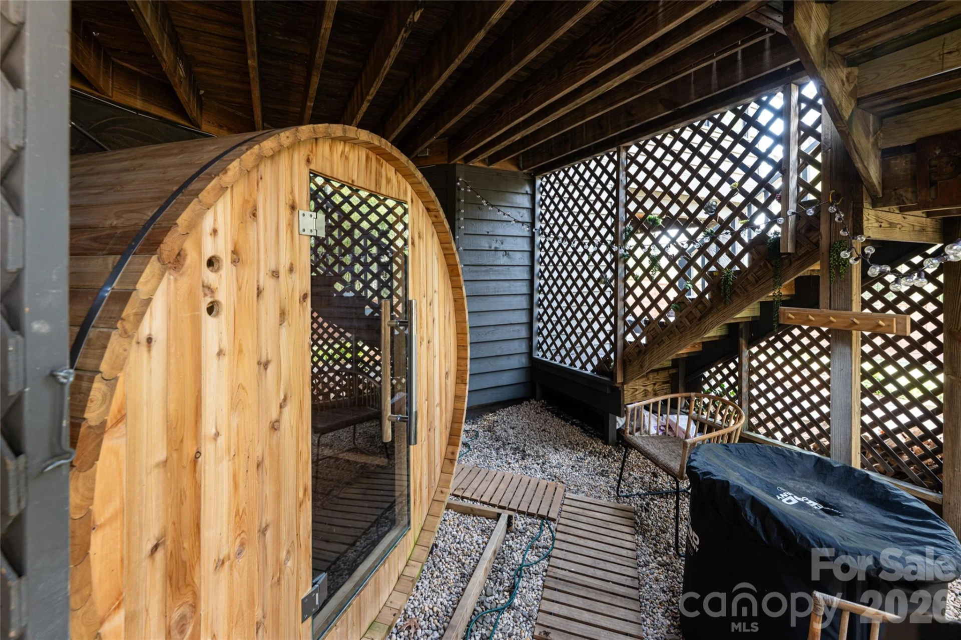 84 Macon Avenue - Photo 34