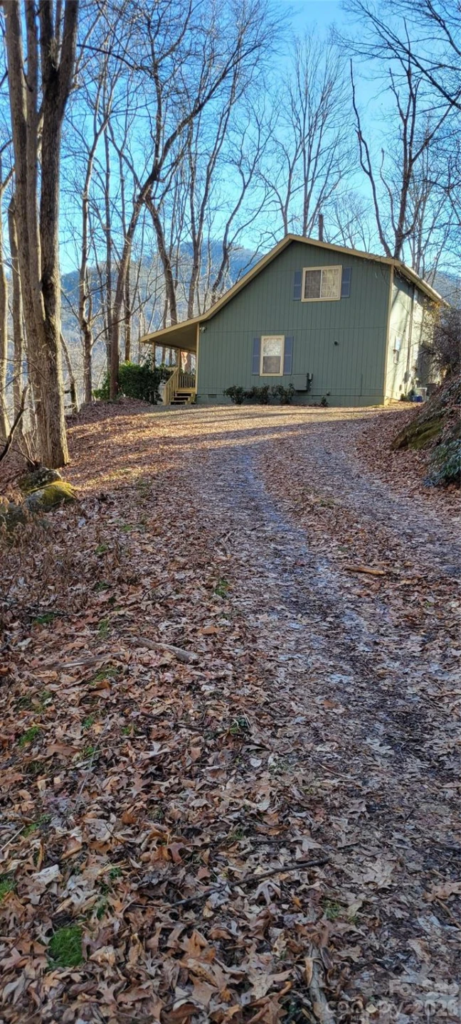 445 Allison Drive - Photo 2