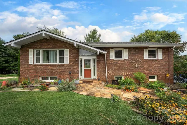 124 Oak Hill Road