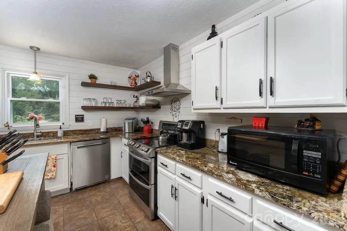 124 Oak Hill Road - Photo 6
