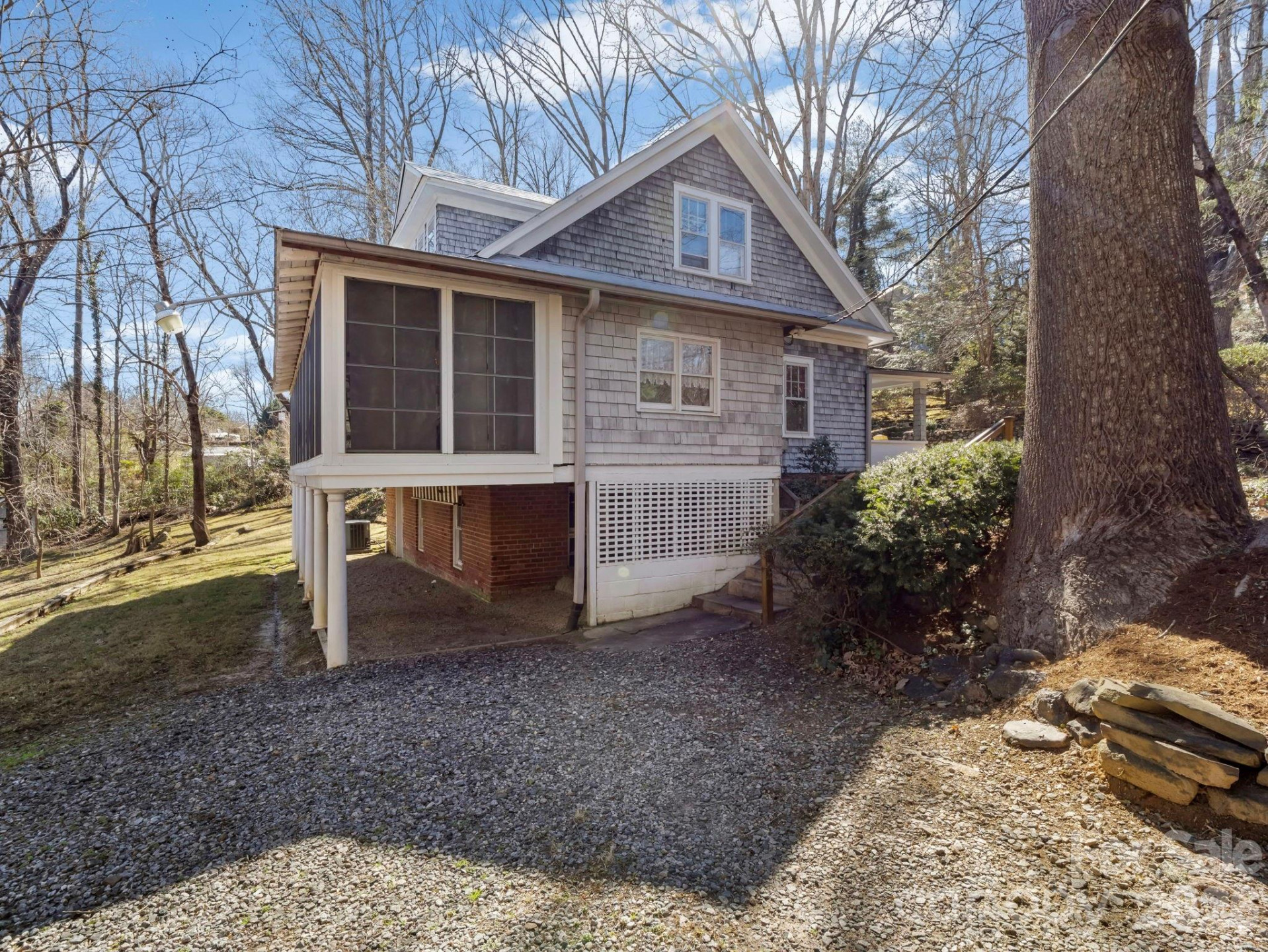 439 Lockhart Road - Photo 5