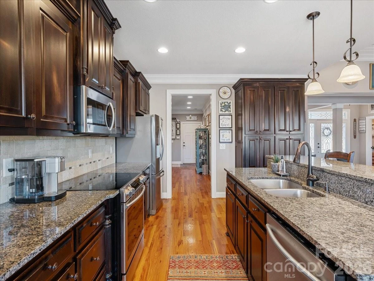 137 Ledge Stone Lane - Photo 16