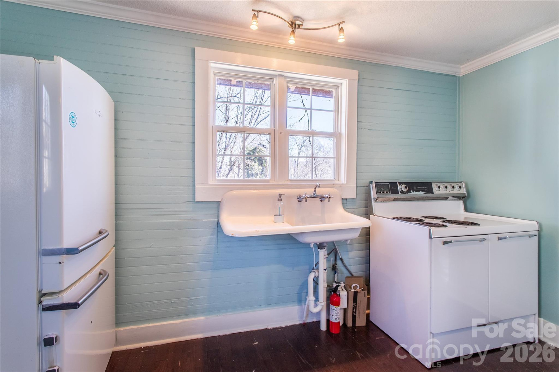 105 Adams Hill Road - Photo 9