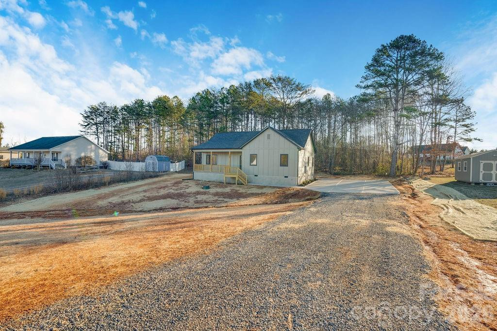 2804 Drummond Street - Photo 2
