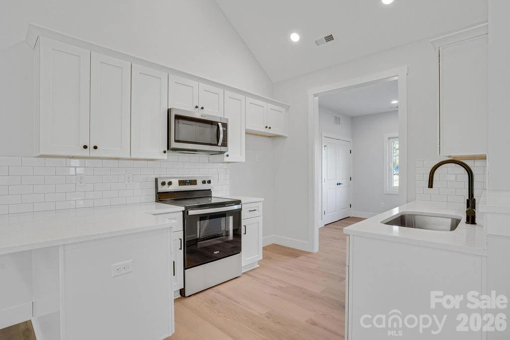 2804 Drummond Street - Photo 14
