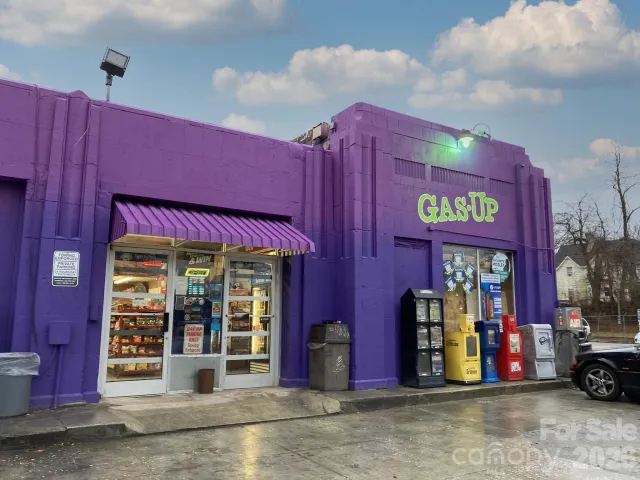 405 Haywood Road