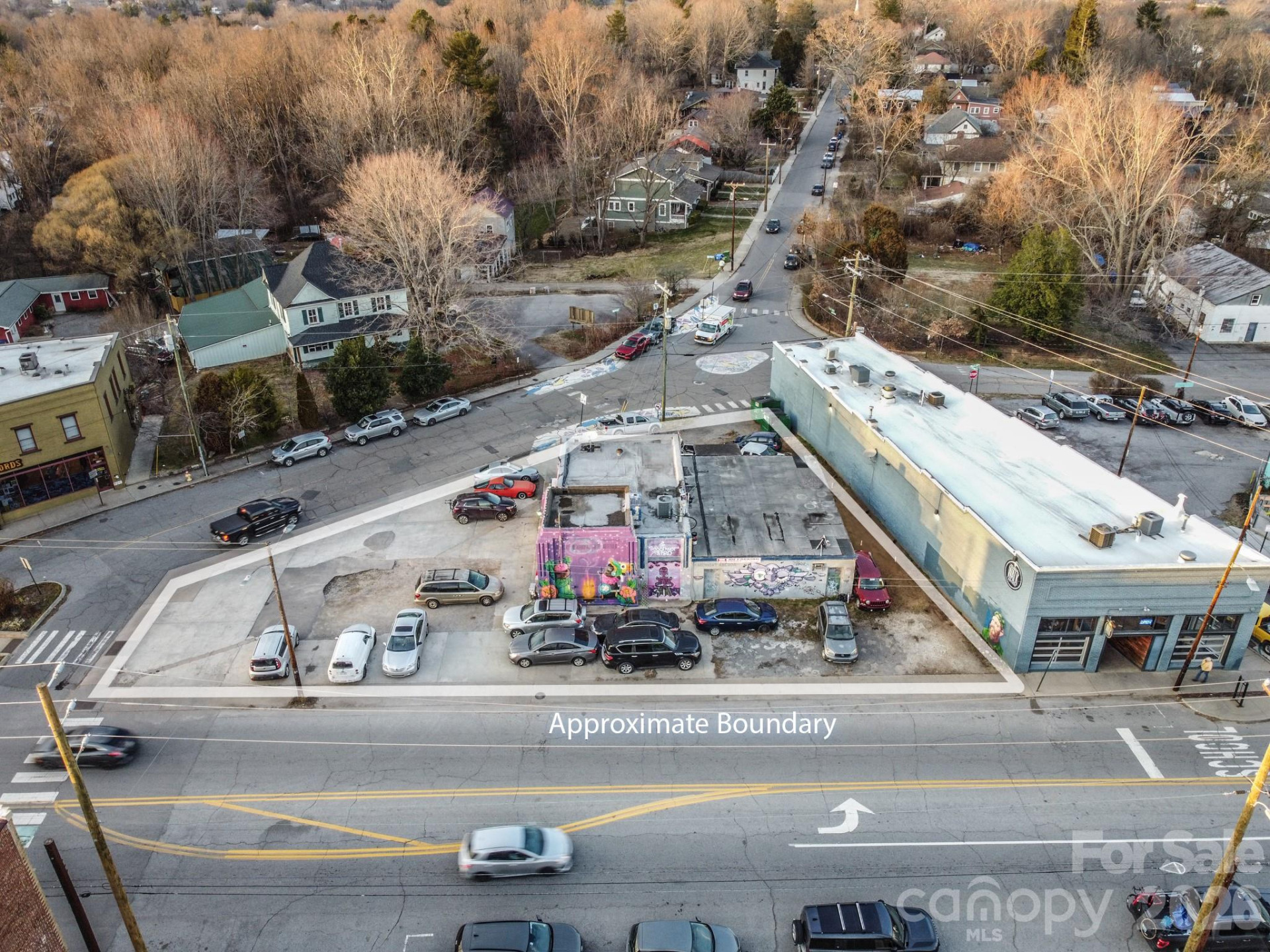 405 Haywood Road - Photo 11