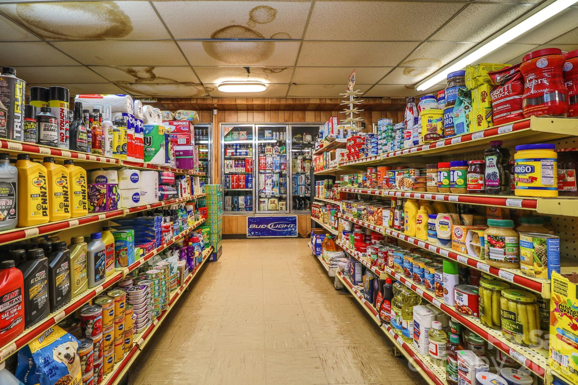 405 Haywood Road - Photo 6