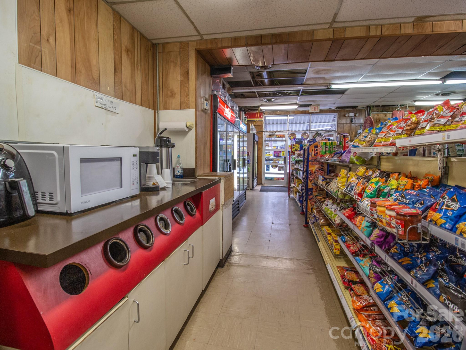 405 Haywood Road - Photo 8