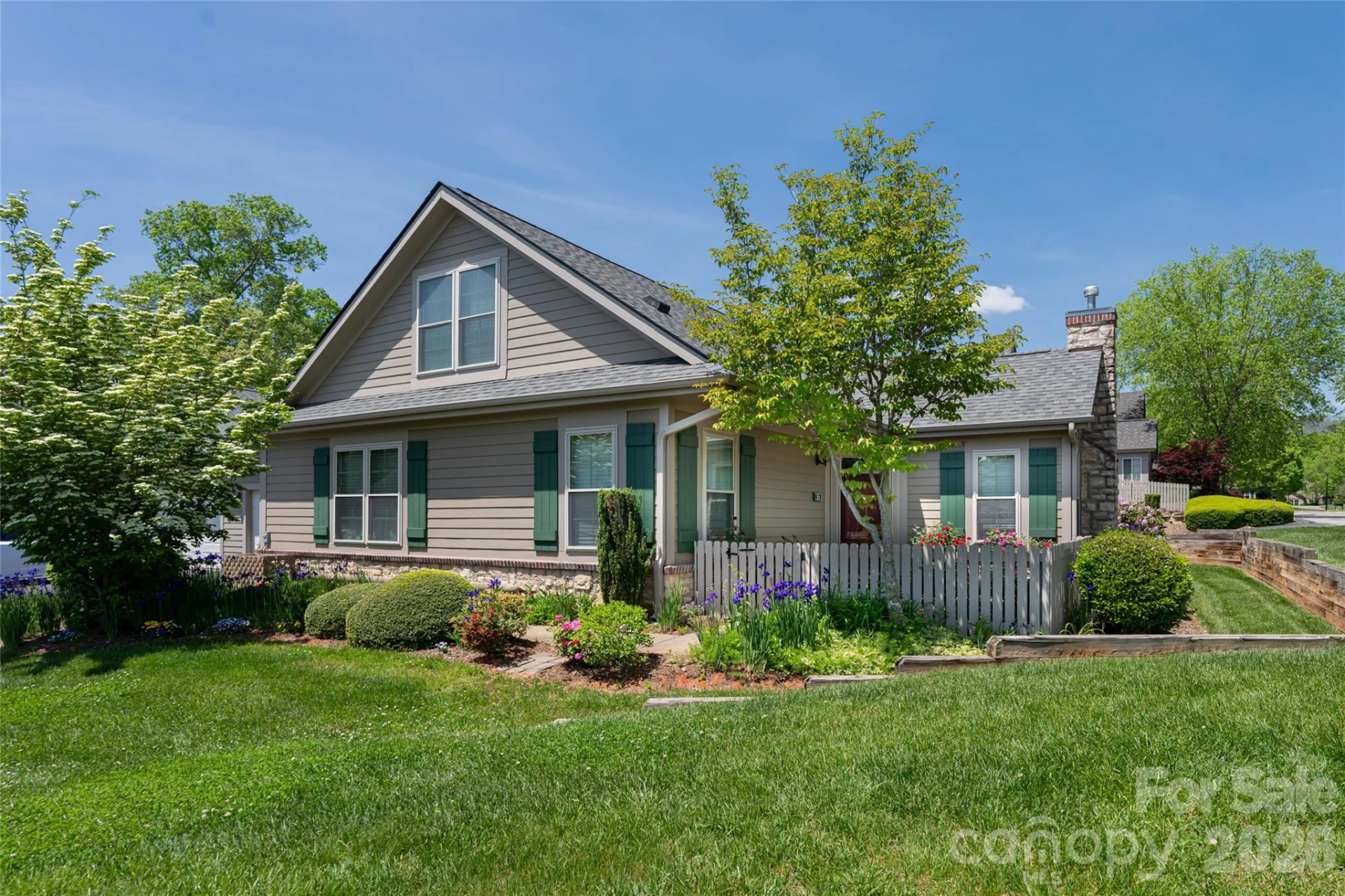 55 Outlook Circle - Photo 2