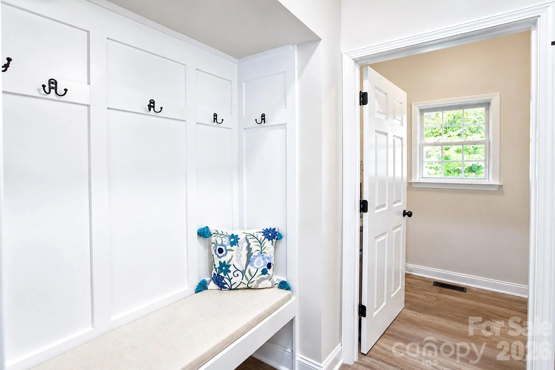 1378 Valhalla Drive - Photo 22