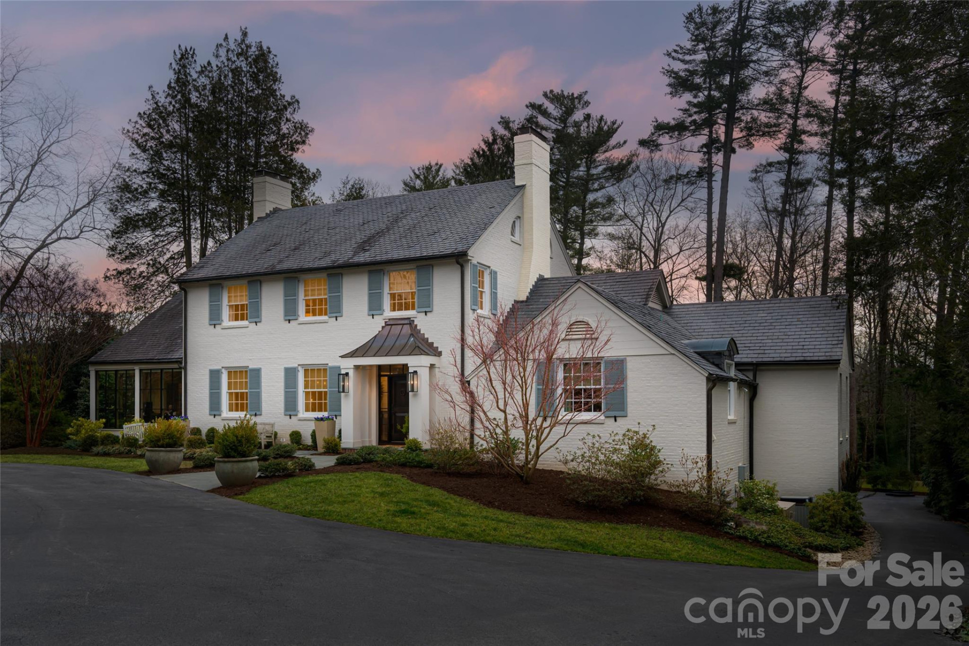28 Hilltop Road