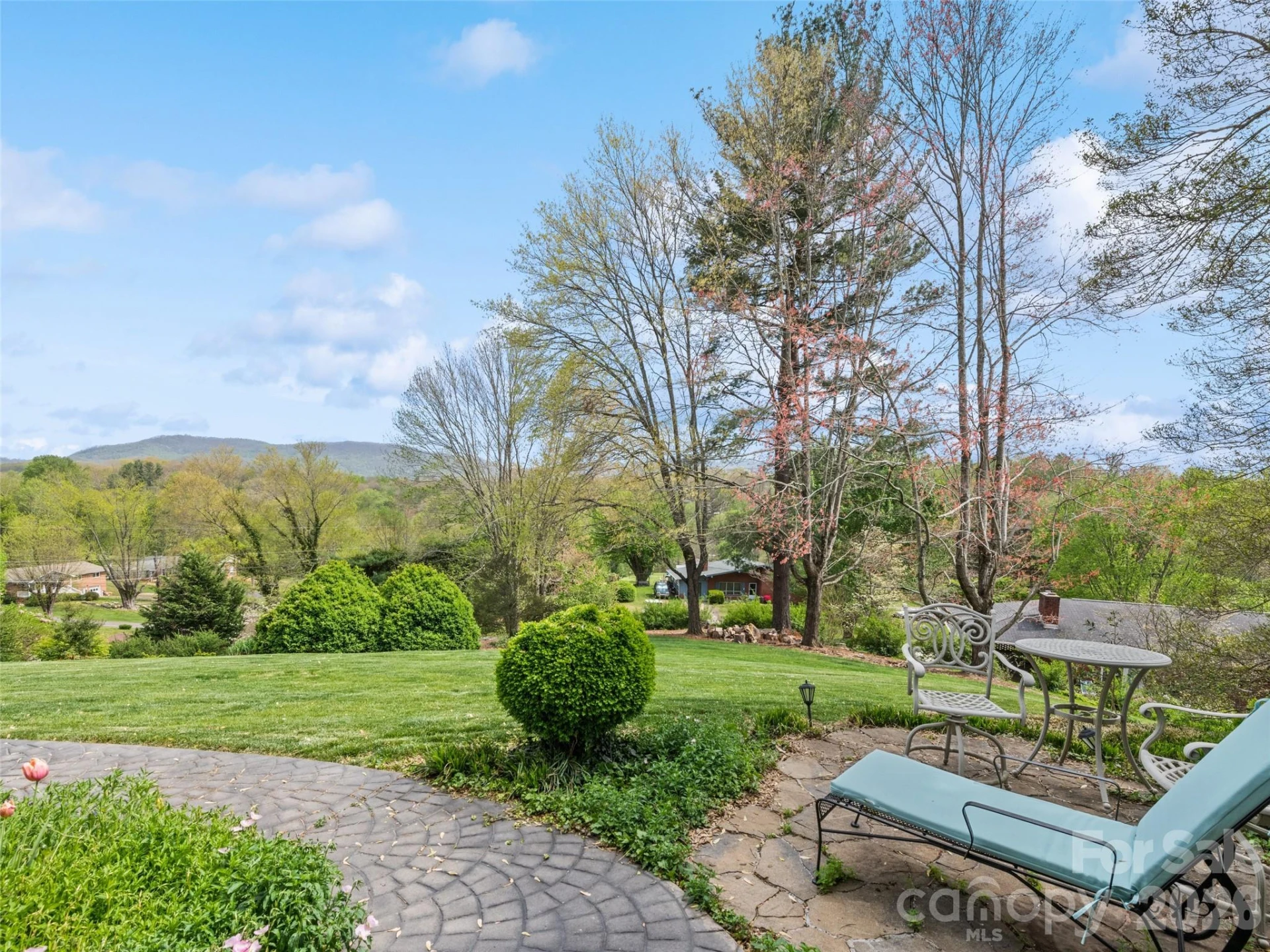 60 Club Knoll Avenue - Photo 10