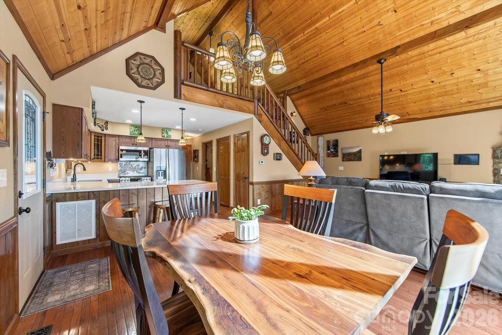 1028 Big Rockys Road - Photo 10