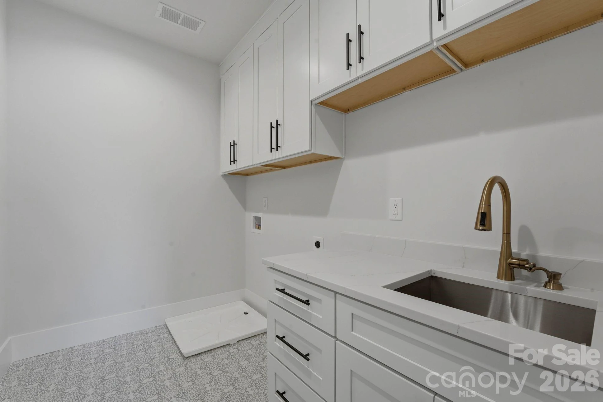 1637 Longfellow Street - Photo 35