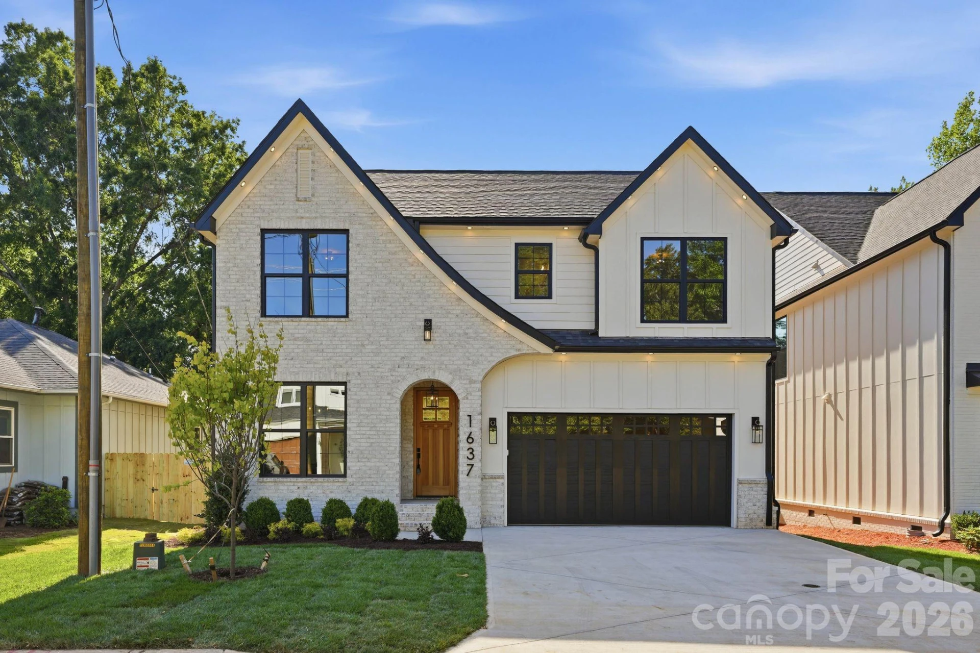 1637 Longfellow Street - Photo 36