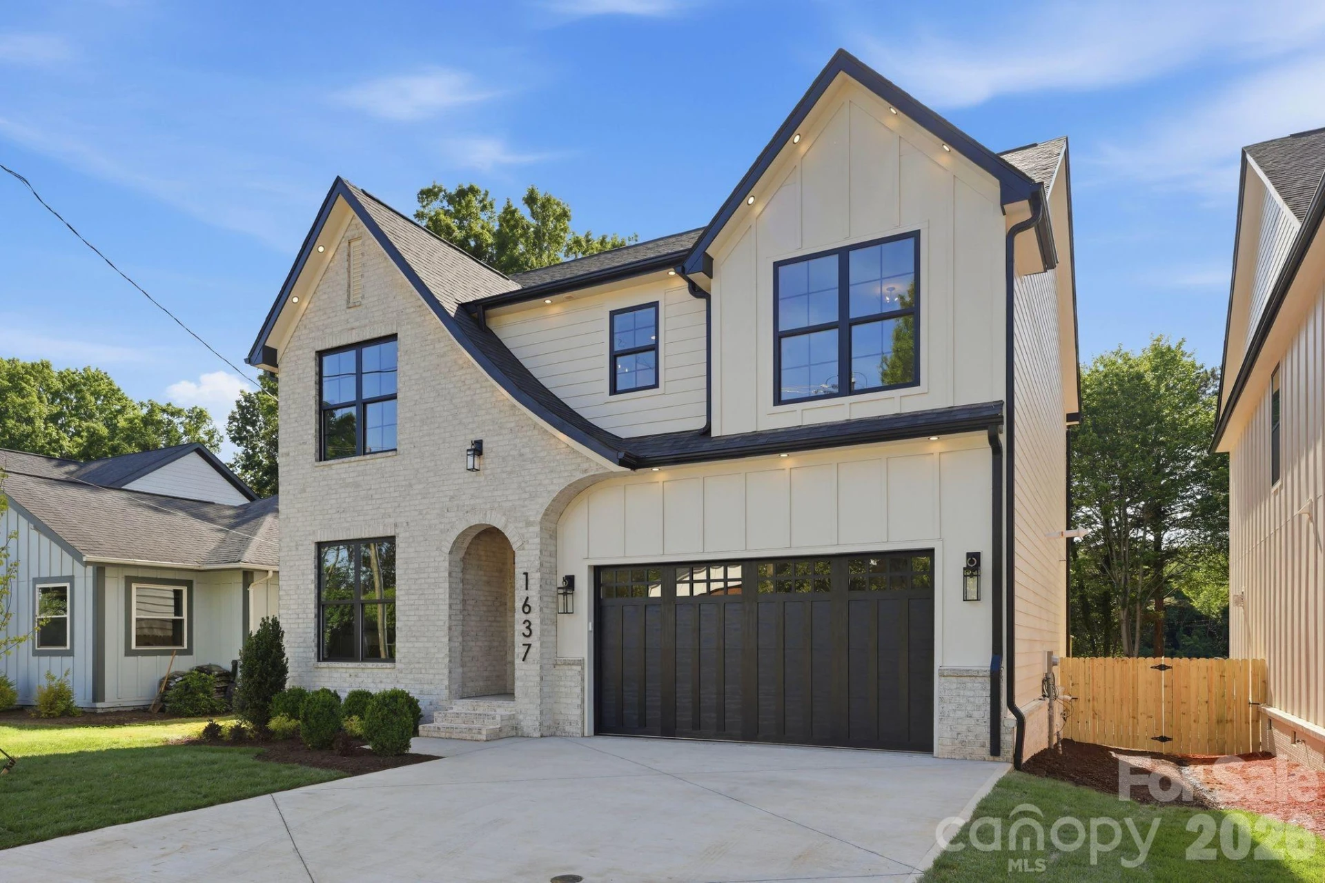 1637 Longfellow Street - Photo 38