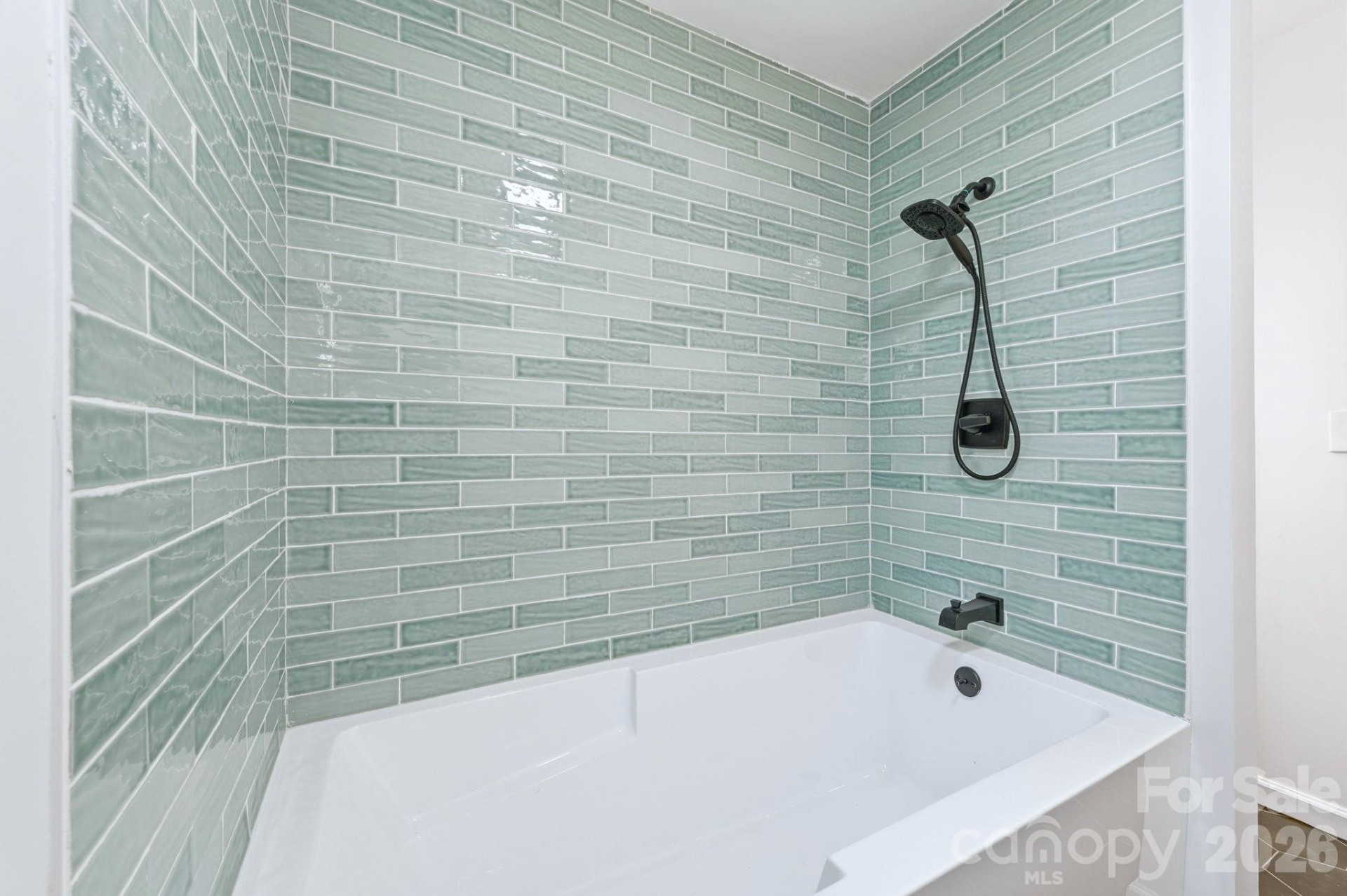 402 Woodfield Drive - Photo 16